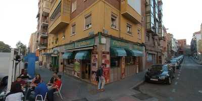 Cafeteria El Galope 3