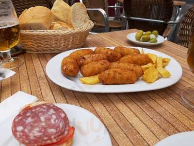 Meson Valle Del Jerte