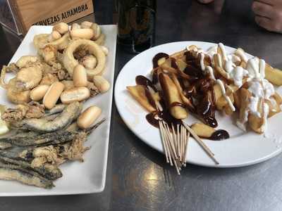 La Caleta Cervecería Freiduría