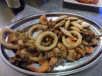 La Caleta Cervecería Freiduría