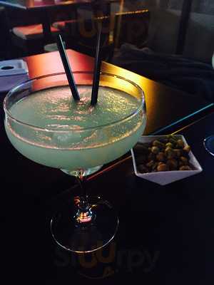 Shooters Cocktail Bar