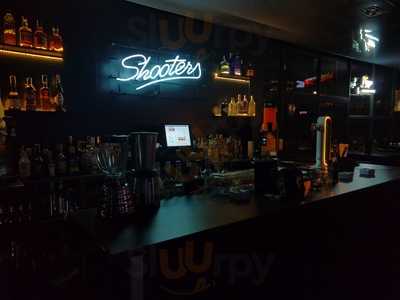 Shooters Cocktail Bar