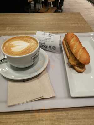 Faborit Castellana 81