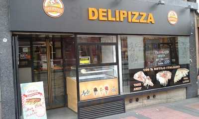Deli Pizza