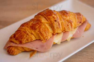 Pau's Blissful Bakery