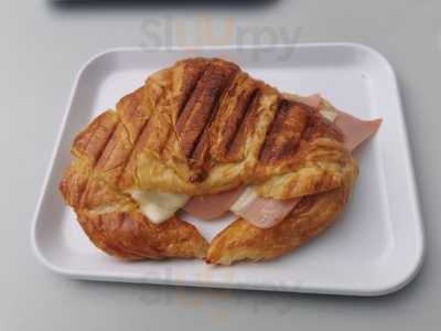 Pau's Blissful Bakery