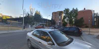 Pau's Blissful Bakery