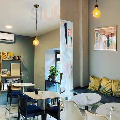 Poco A Poco Café & Bar