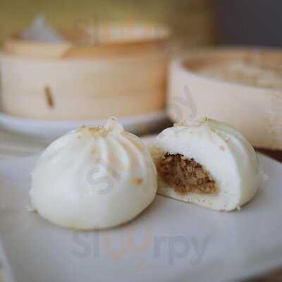 Poco A Poco Café & Bar