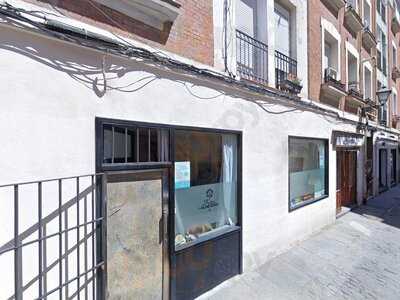 Poco A Poco Café & Bar