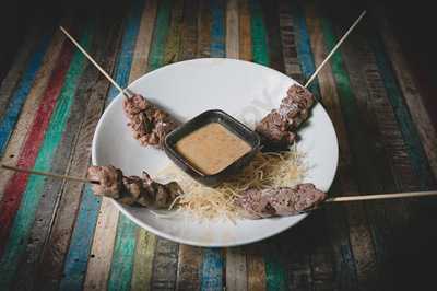 Nom Pen By Café Saigón