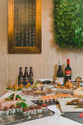 Nom Pen By Café Saigón