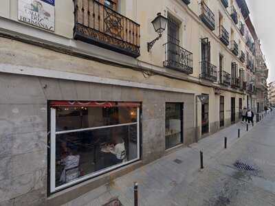 New Delhi Indian Restaurante