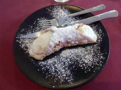 Baciamo Le Mani  La Latina