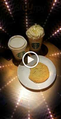 Starbucks Teatro Real