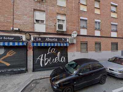 La Abuela . Gavia Seca