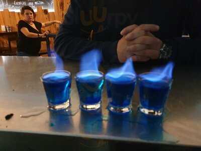 Los Chikis Cerveceria