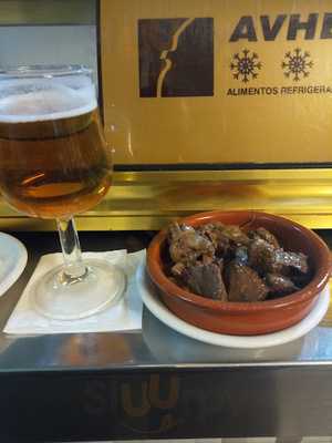 Cafetería Jamonería Cartago