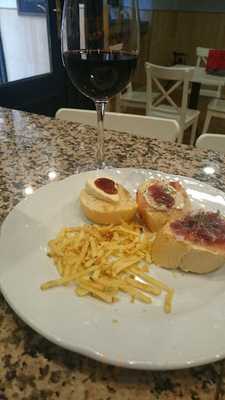 Bar La Fuente De Pomares