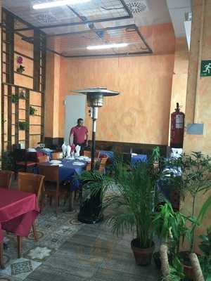 Curry Station - Curtidores