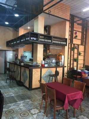 Curry Station - Curtidores