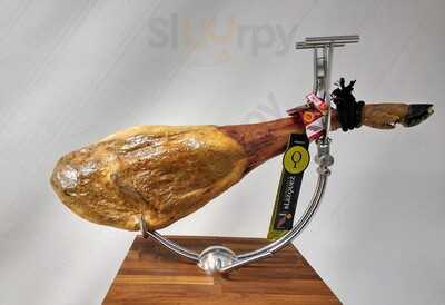 Jamón Y Punto