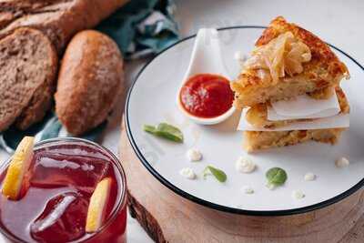 Eatwith: Berenice Of Madrid