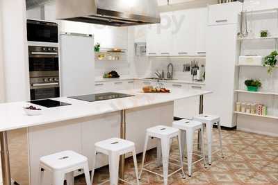 Eatwith: Lola Of Madrid