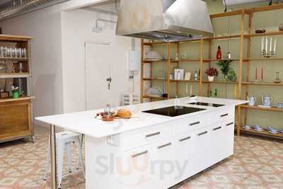 Eatwith: Lola Of Madrid