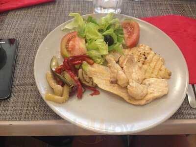 Amici Coffee & Tapes