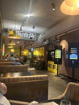 Carl's Jr