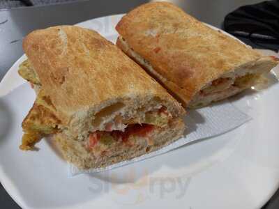 Forquilla I Cullera Cafè Al Museu De Lleida