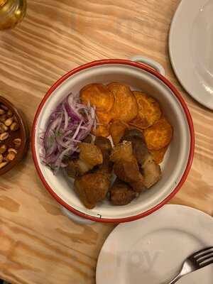 Pisco Y Lima Cocina Peruana