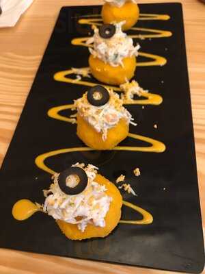 Pisco Y Lima Cocina Peruana