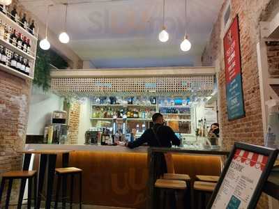 Pisco Y Lima Cocina Peruana