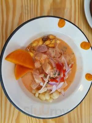 Pisco Y Lima Cocina Peruana