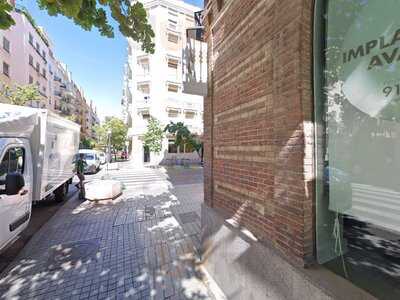 Pisco Y Lima Cocina Peruana