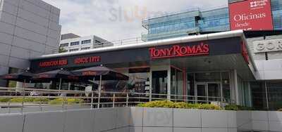Tony Roma's