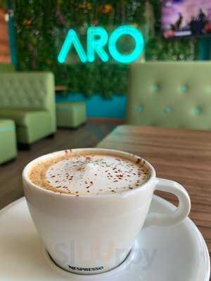 Aro Lounge