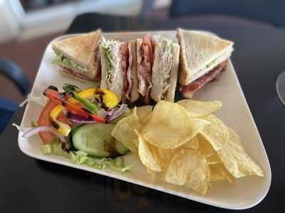 Regency Bar And Restaurant