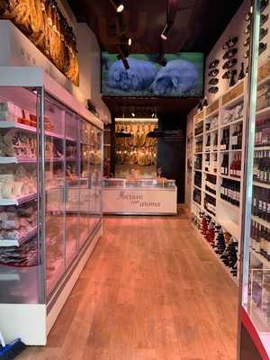 Jamones Y Embutidos Melgar