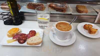 Bar Cafetería El Jamonal