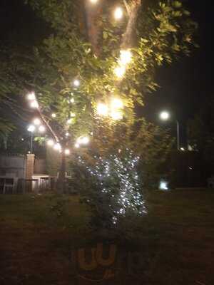 Santa Clarita Garden & Restaurant