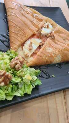 French Crepe And Bubble