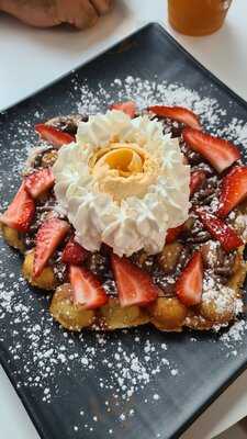 French Crepe And Bubble