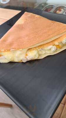 French Crepe And Bubble