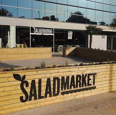 Salad Market Esplugues - Photo 8
