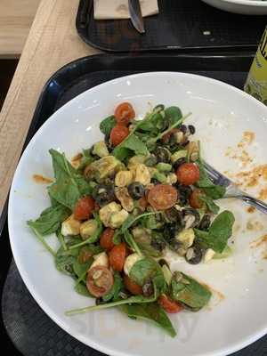 Salad Market Esplugues