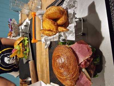 Jaleo Burger & Tapeo