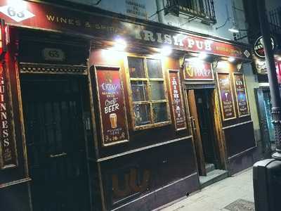 The Harp Irish Bar